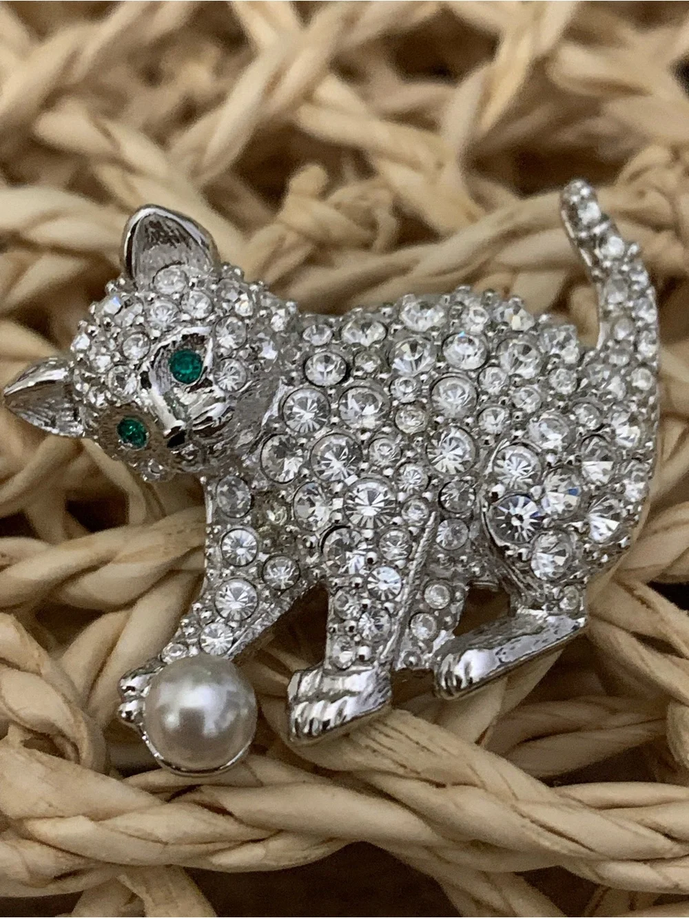 Swarovski Silver Crystal Kitten Cat Brooch with Pearl Accent